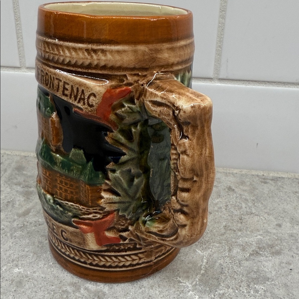 Château Frontenac Québec Canada Ceramic Souvenier Mug - Picture 2 of 5